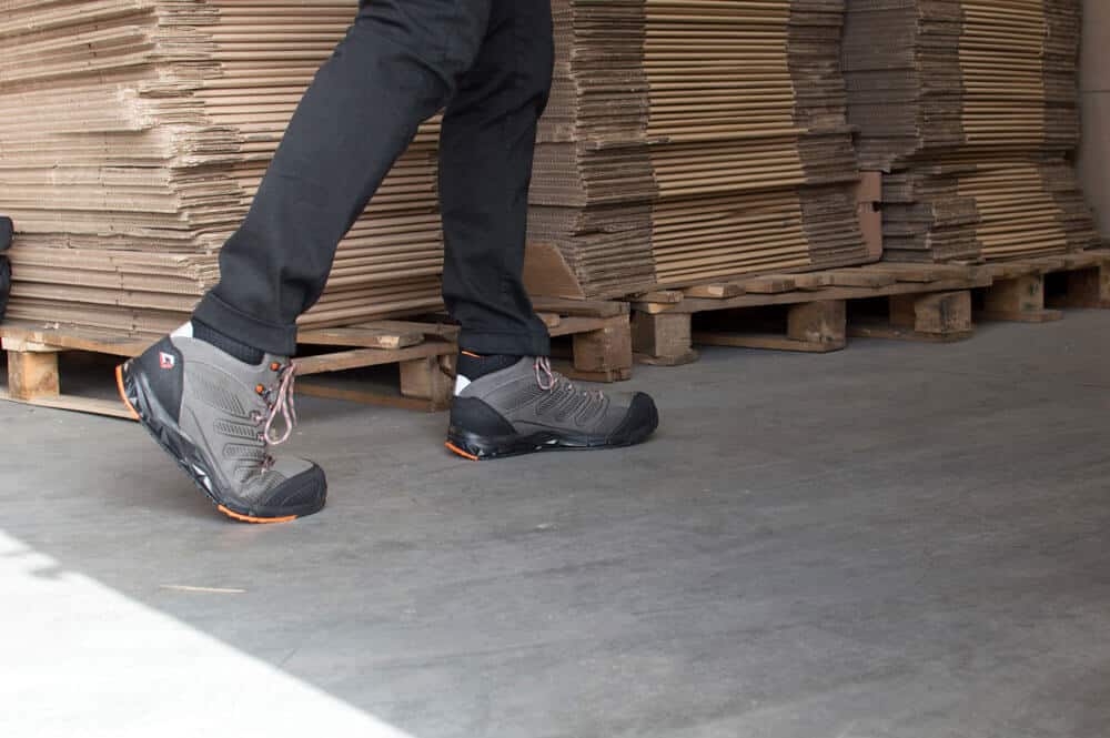 Chaussure-securite-montante-logistique-S3-NASCAR Chaussure de sécurité montante logistique S3 NASCAR