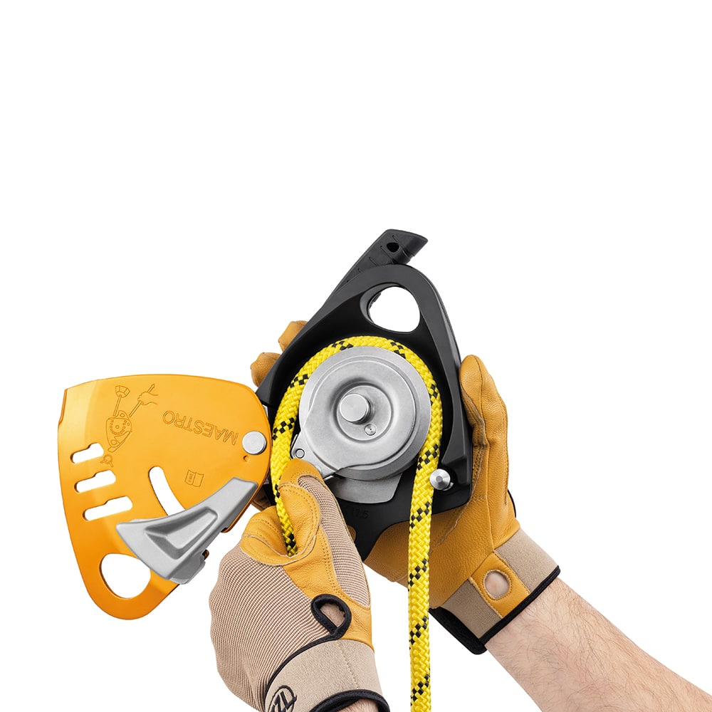Descendeur MAESTRO S Petzl ouvert